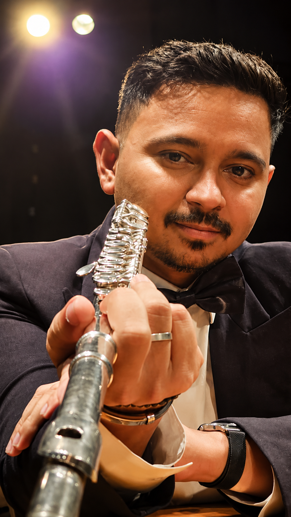 Jailson Garcia — flauta em primeiro plano